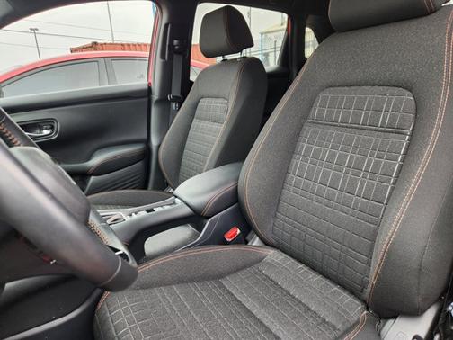 R 81/Milano Red 2024 Honda HR-V Sport