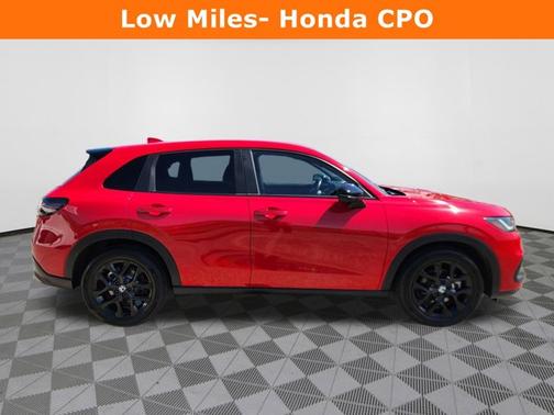 R 81/Milano Red 2024 Honda HR-V Sport