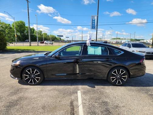 2024 Honda Accord Hybrid Touring