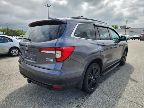 Gy/Modern Steel 2022 Honda Pilot Special Edition