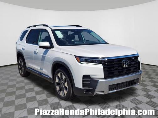Platinum White Pearl 2026 Honda Pilot Elite