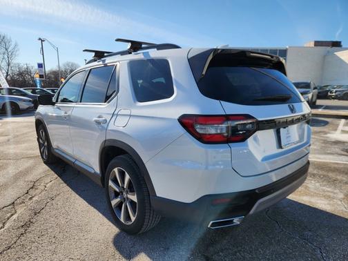 2023 Honda Pilot Elite