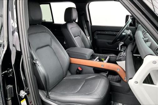 2023 Land Rover Defender 110 S