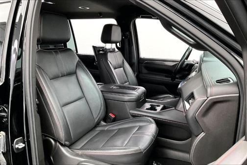 2021 Chevrolet Suburban RST