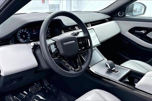 Ostuni Pearl White 2026 Land Rover Range Rover Evoque Core S