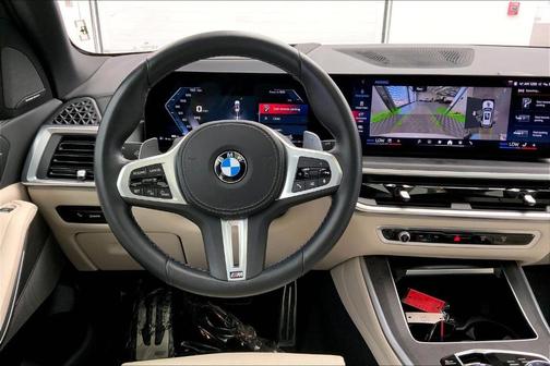 2024 BMW X5 M60i
