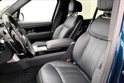 2026 Land Rover Range Rover P530 SE 7 Seat