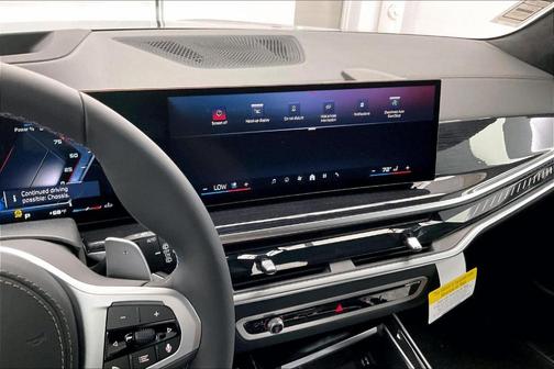 2026 BMW X7 M60i