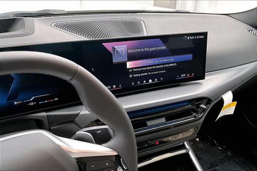 2025 BMW 230 i xDrive