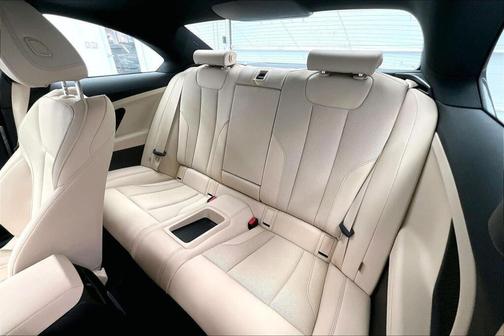 2025 BMW 230 i xDrive