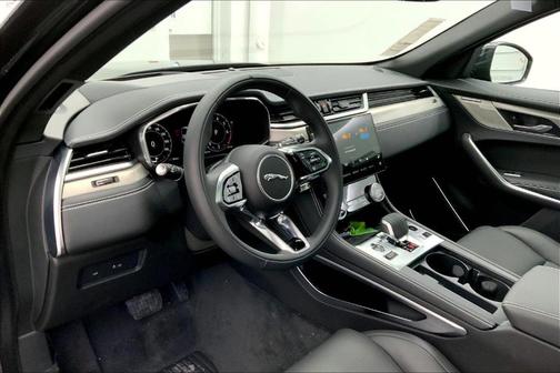 2025 Jaguar F-PACE P400 R-Dynamic S