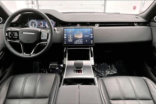 Fuji White 2026 Land Rover Range Rover Evoque Dynamic SE