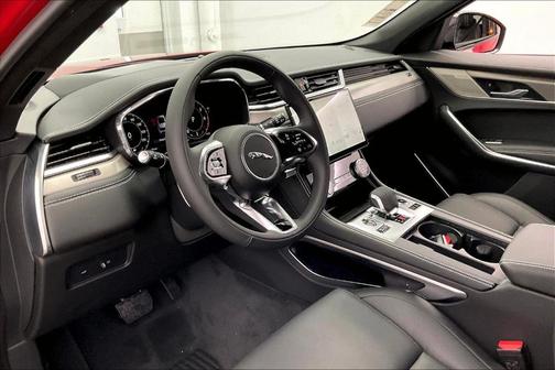 2026 Jaguar F-PACE P250 R-Dynamic S