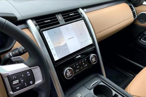 2025 Land Rover Discovery P360 Metropolitan Edition