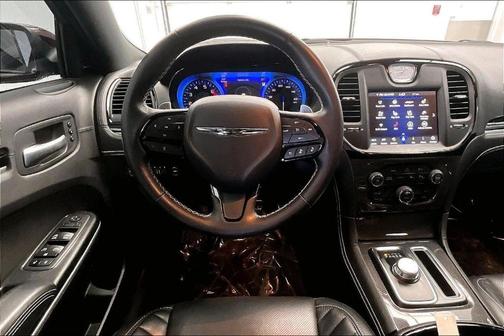 2023 Chrysler 300 300C