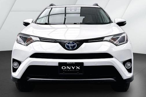 2017 Toyota RAV4 Hybrid XLE