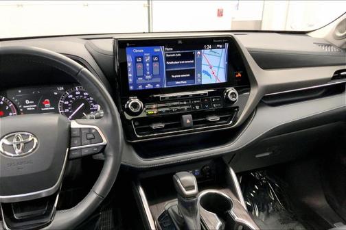 2022 Toyota Highlander Limited