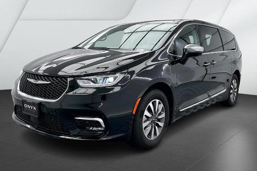 2022 Chrysler Pacifica Hybrid Limited