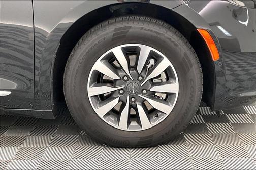 2022 Chrysler Pacifica Hybrid Limited