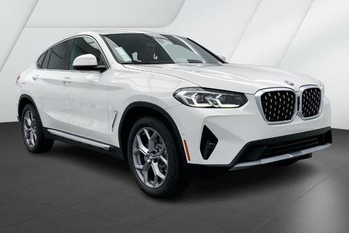 2025 BMW X4 xDrive30i