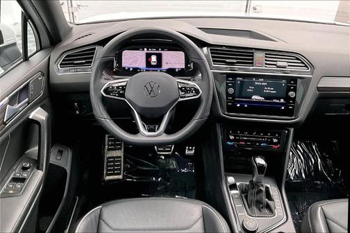 2024 Volkswagen Tiguan 2.0T SEL R-Line