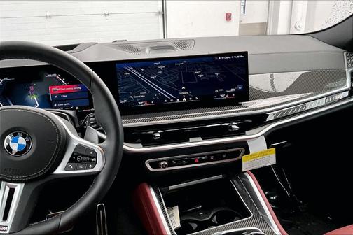 2024 BMW X6 M60i