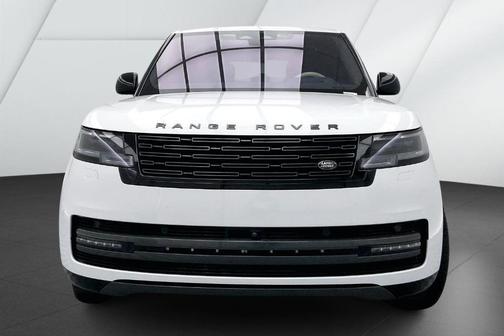 2023 Land Rover Range Rover P530 SE
