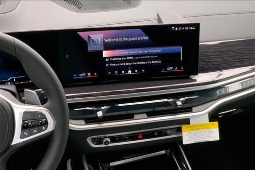 2025 BMW X7 xDrive40i