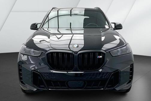 2025 BMW X5 M60i