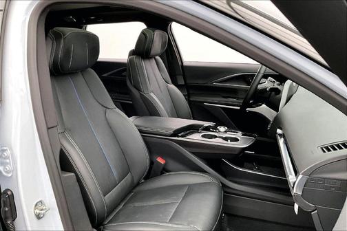 2026 Cadillac LYRIQ V