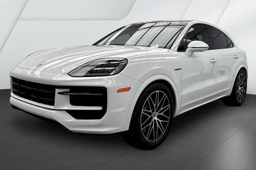 White 2025 Porsche Cayenne S