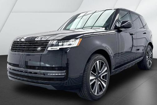 2026 Land Rover Range Rover P550e SE