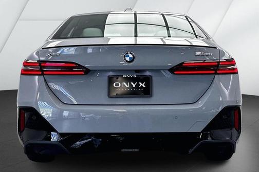 Gray Metallic 2026 BMW 530 i xDrive