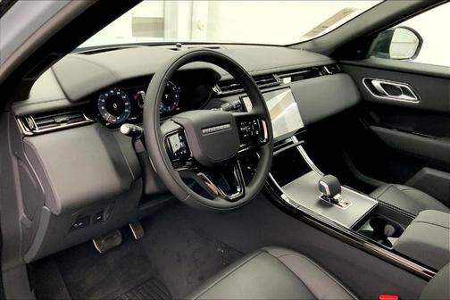 2026 Land Rover Range Rover Velar P250 Dynamic SE