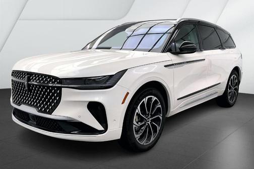 2024 Lincoln Nautilus Reserve