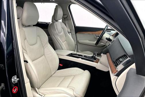 2017 Volvo XC90 T6 Inscription