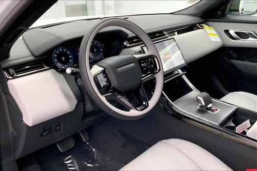 2026 Land Rover Range Rover Velar P250 Dynamic SE