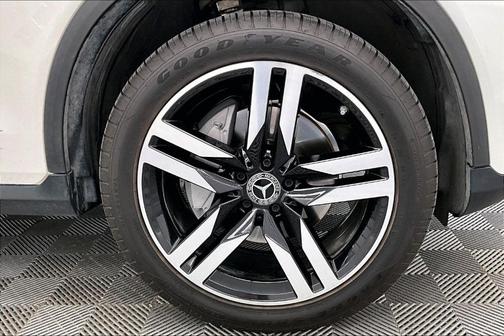 2021 Mercedes-Benz GLC 300 Base 4MATIC