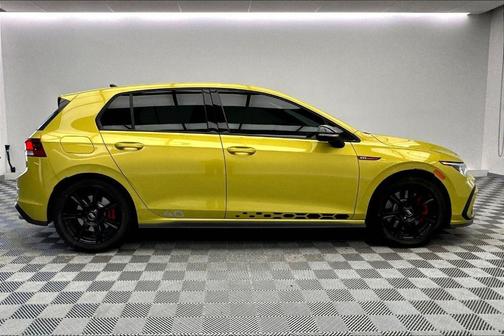 2023 Volkswagen Golf GTI 2.0T 40th Anniversary Edition