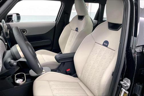 2025 MINI Hardtop C Signature Trim