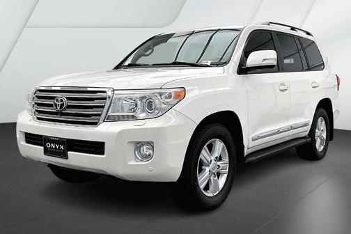 2015 Toyota Land Cruiser V8