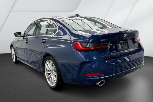 2024 BMW 330 i xDrive
