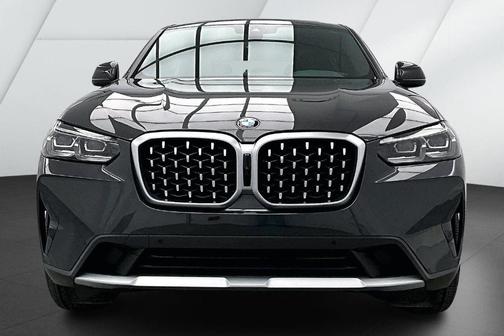 2023 BMW X4 xDrive30i
