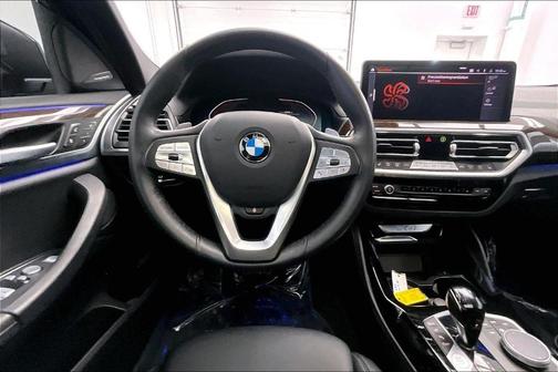 2023 BMW X4 xDrive30i