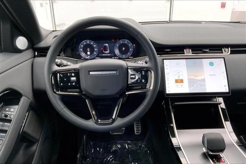 2026 Land Rover Range Rover Evoque Dynamic SE
