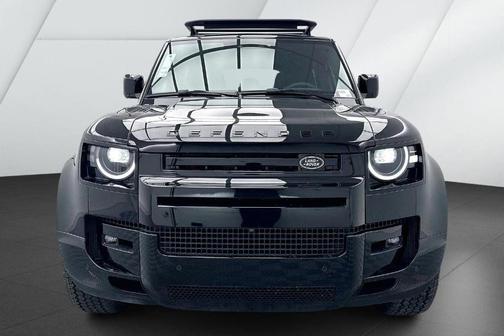Santorini Black 2026 Land Rover Defender 110 X-Dynamic SE