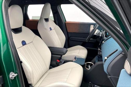 2025 MINI Countryman Base