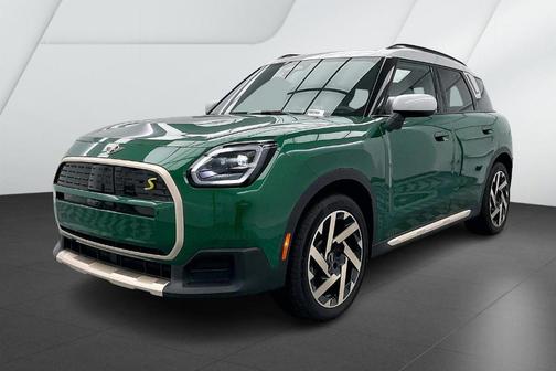 2025 MINI Countryman Base