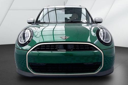 British Racing Green IV Metallic 2026 MINI Hardtop Cooper