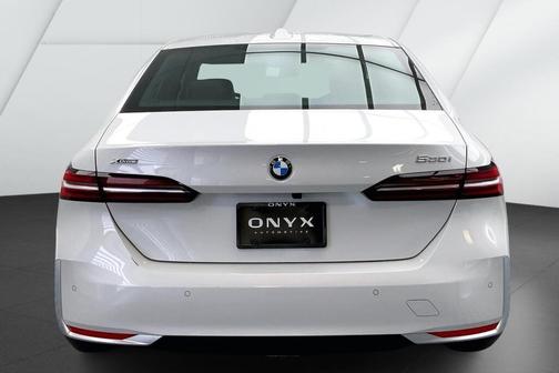 2024 BMW 530 i xDrive